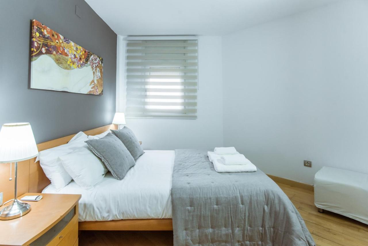 Two Bedroom Townhouse Within 10Min Walk From Beach Barcelona Eksteriør bilde