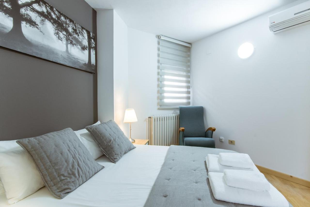 Two Bedroom Townhouse Within 10Min Walk From Beach Barcelona Eksteriør bilde
